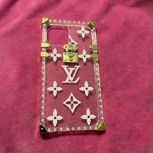 Louis Vuitton Transparent Case with Gold Details - Picture 1 of 2